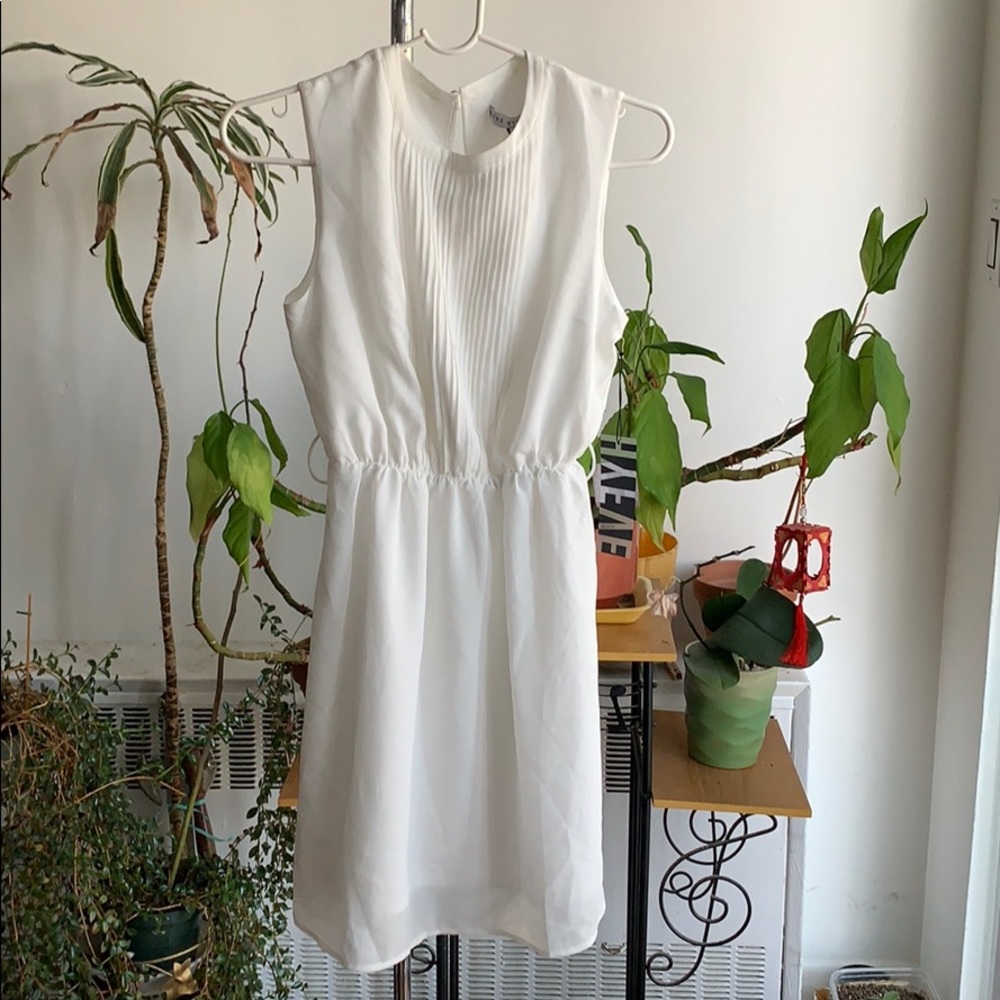 NWT HYFVE White Dress Size Small
